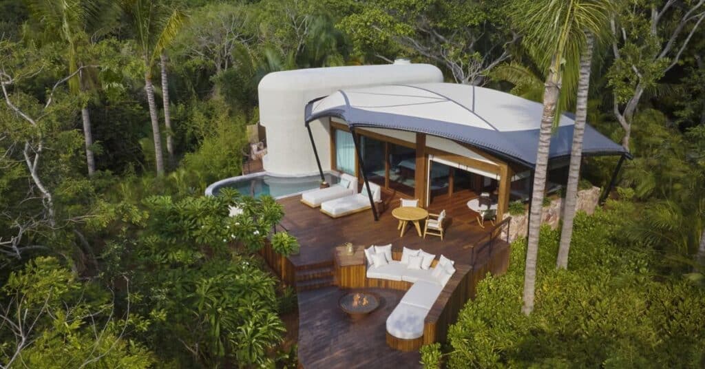 Glamping luxury tents oles oi times sthn Ellada